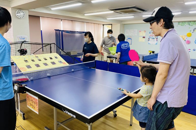 手作りの卓球ストラックアウトで遊ぶ♪